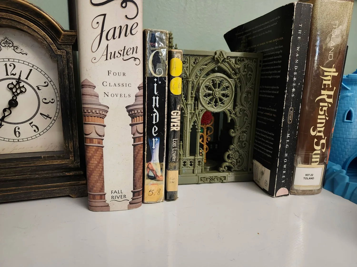 Gothic book nook printed by Creative Keepsakes